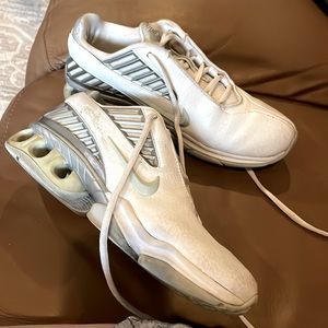 Nike training tennis shoes